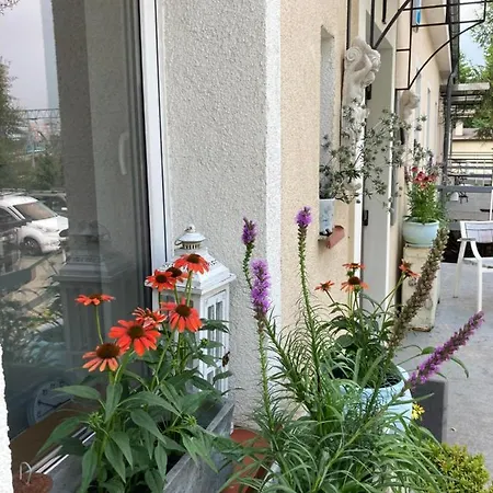 Italiana Z Prywatnymi Lazienkami & Odnowa Biologiczna 3* Гдыня