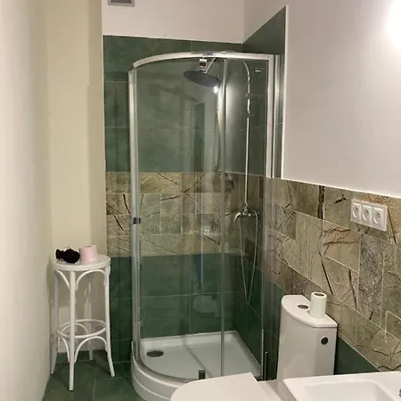 住宿加早餐酒店 Italiana Z Prywatnymi Lazienkami & Odnowa Biologiczna 格丁尼亚