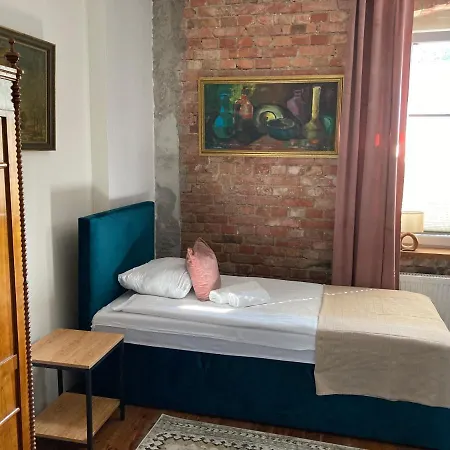 Italiana Z Prywatnymi Lazienkami & Odnowa Biologiczna Frühstückspension