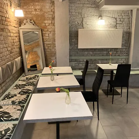 Italiana Z Prywatnymi Lazienkami & Odnowa Biologiczna Bed & Breakfast