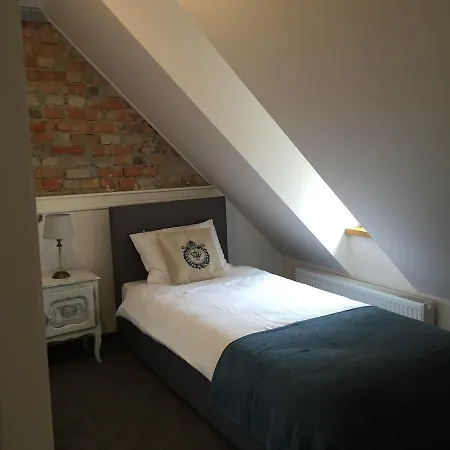 Italiana Z Prywatnymi Lazienkami & Odnowa Biologiczna 住宿加早餐酒店 3*