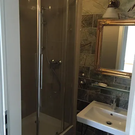 Italiana Z Prywatnymi Lazienkami & Odnowa Biologiczna Отель типа 