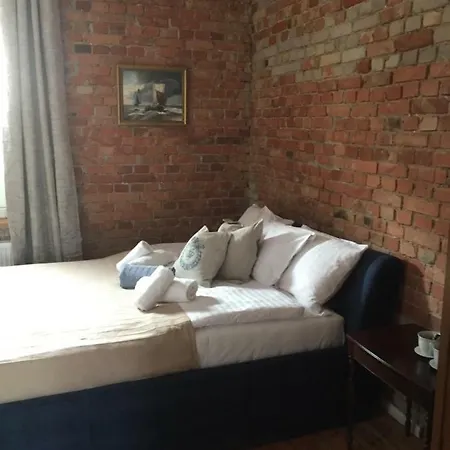 Italiana Z Prywatnymi Lazienkami & Odnowa Biologiczna 3*