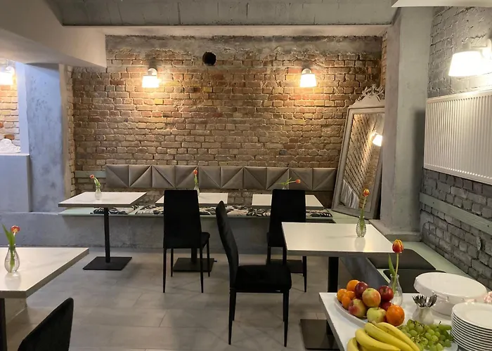 Italiana Z Prywatnymi Lazienkami & Odnowa Biologiczna