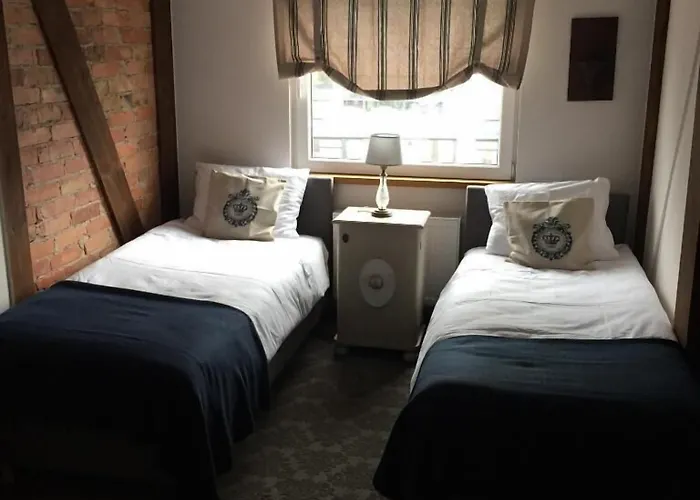 فندق مبيت وإفطار Italiana Z Prywatnymi Lazienkami & Odnowa Biologiczna 3*