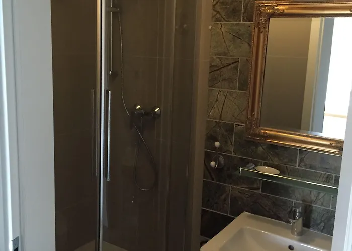 فندق مبيت وإفطار Italiana Z Prywatnymi Lazienkami & Odnowa Biologiczna