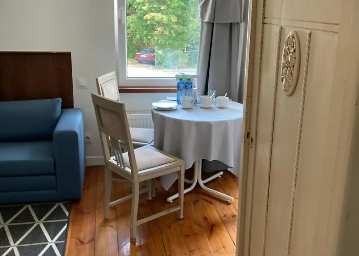 Italiana Z Prywatnymi Lazienkami & Odnowa Biologiczna فندق مبيت وإفطار 3*