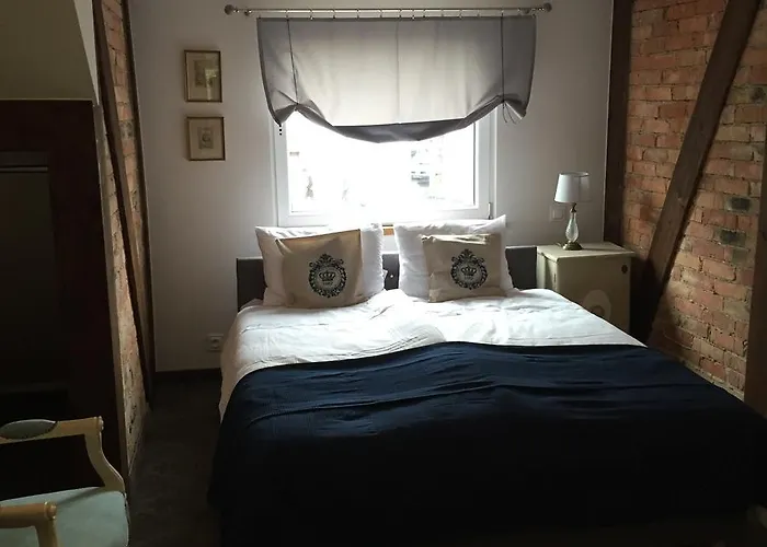 فندق مبيت وإفطار Italiana Z Prywatnymi Lazienkami & Odnowa Biologiczna 3*